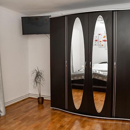 Apartament Panoramic La Casa In Comuna Răşinari Dış mekan fotoğraf